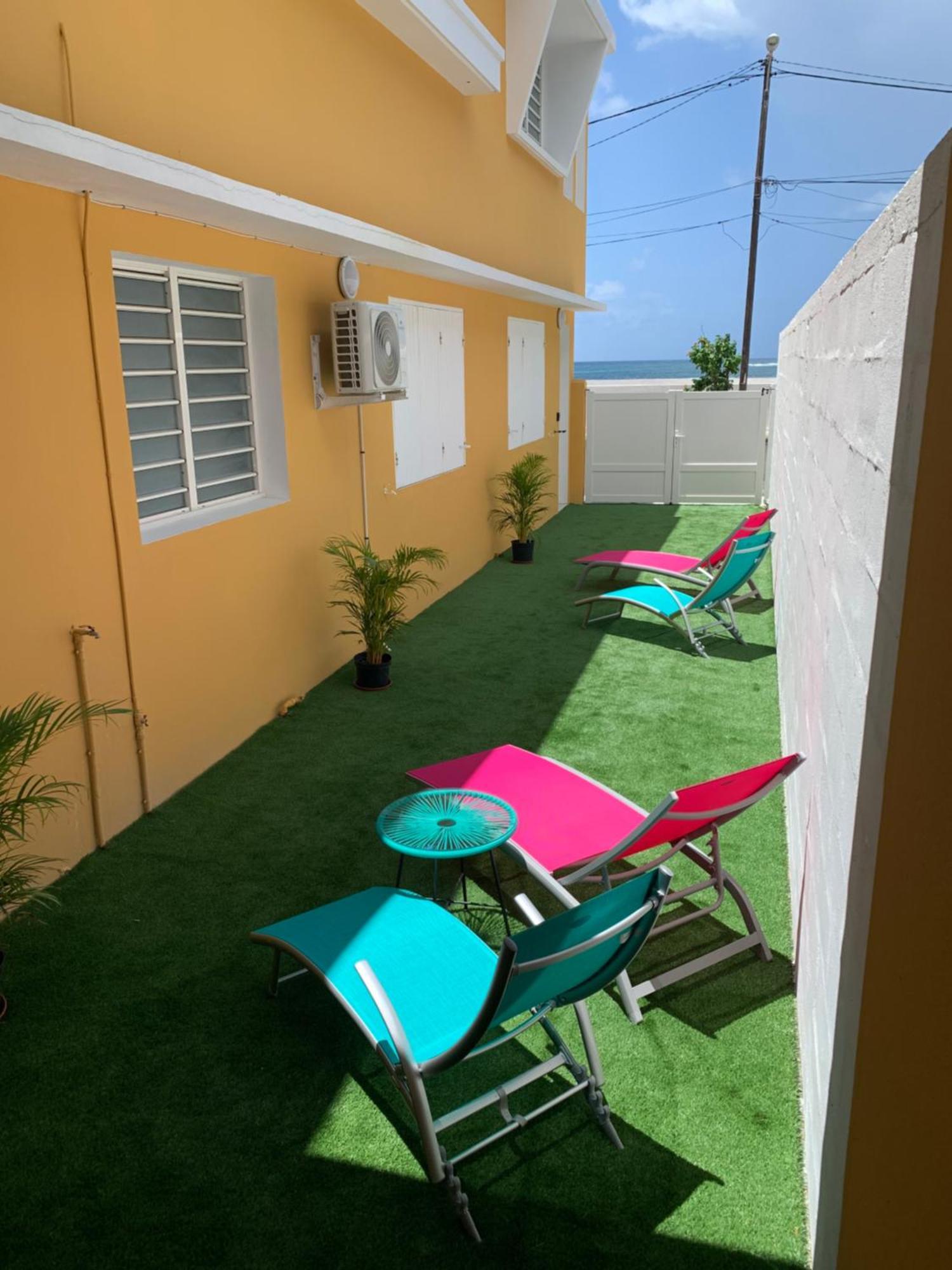 Villa Phare Caraibes Guadeloupe - Rooftop Jacuzzi & Ocean View Le Moule Kültér fotó